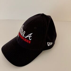 Atlanta Braves 39Thirty flex fitted L/XL World Series Champions hat